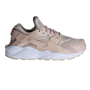 Nike huarache sneakers